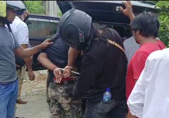 Pejabat DLH di Sultra Diciduk Pesta Sabu Bersama Anak Buahnya di Rumah Warga 